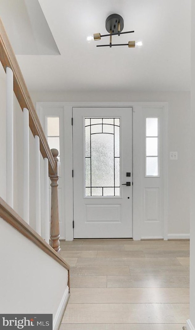 8347 Terra Grande Ave, Springfield, VA 22153