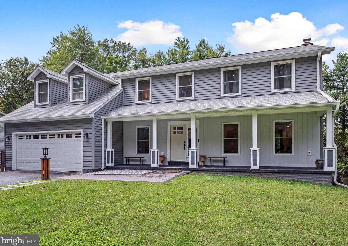 13306 Tuckaway Dr, Fairfax, VA 22033-1104