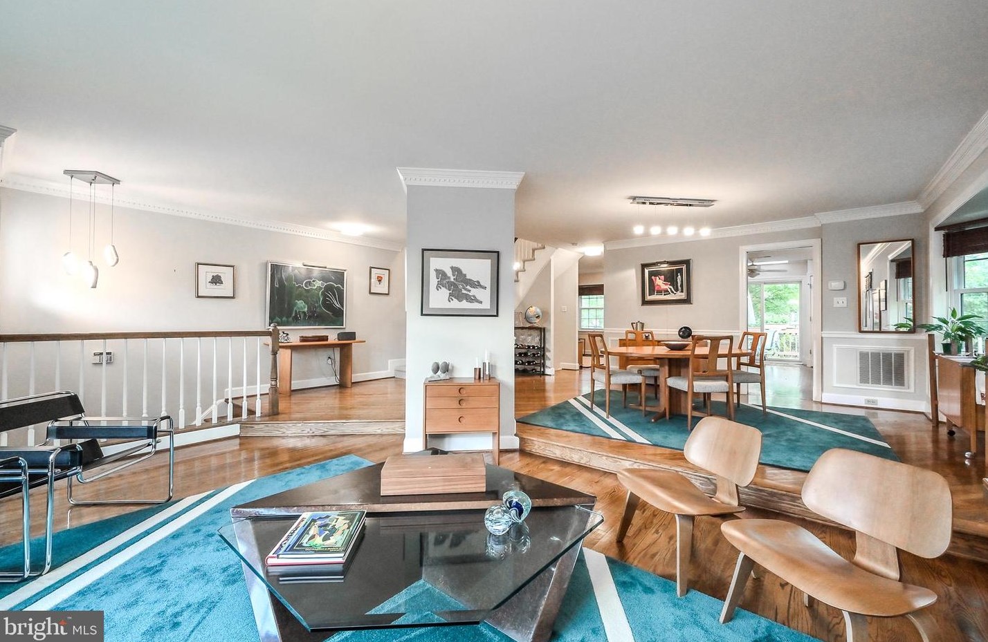 8190 Madrillon Ct, Vienna VA 22182-3752 exterior