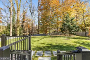 725 Lawton St, McLean, VA 22101 - Photo 24