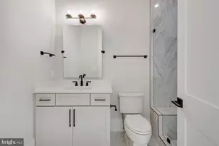 725 Lawton St, McLean, VA 22101 - Photo 108