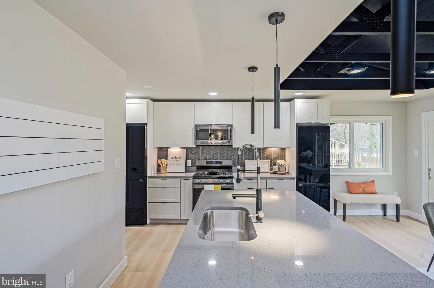 4405 San Carlos Dr, Fairfax VA  22030-5372 exterior