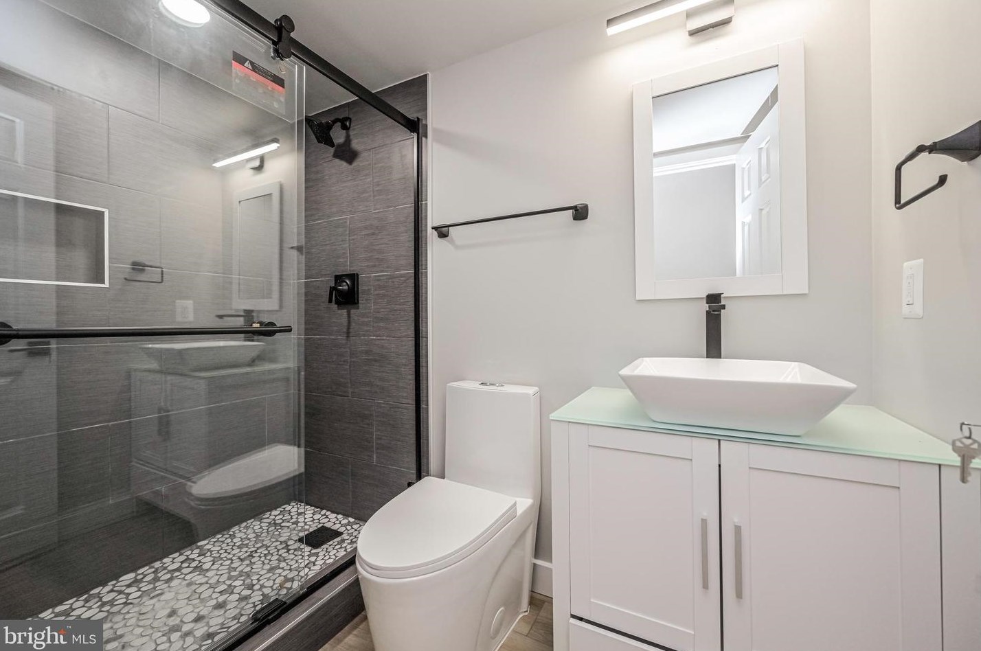 4405 San Carlos Dr, Fairfax VA  22030-5372 exterior