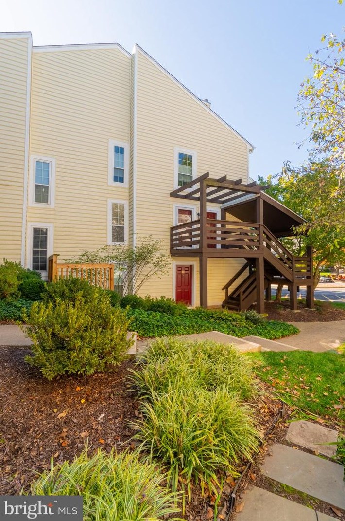 10076 Oakton Terrace Rd #10076, Vienna, VA 22124