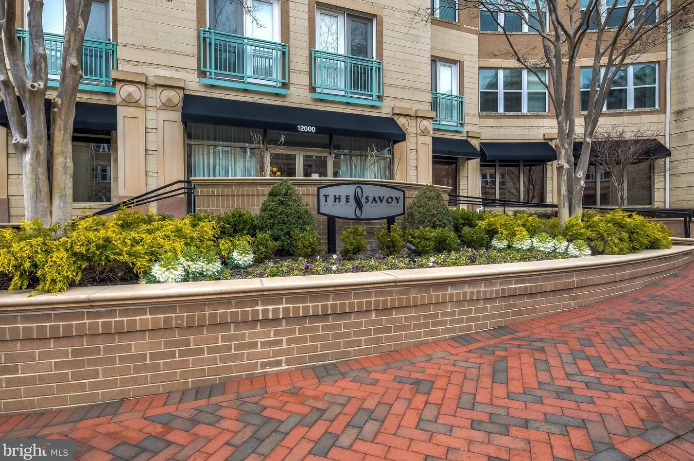 12000 Market St Apt 424, Herndon, VA 20190