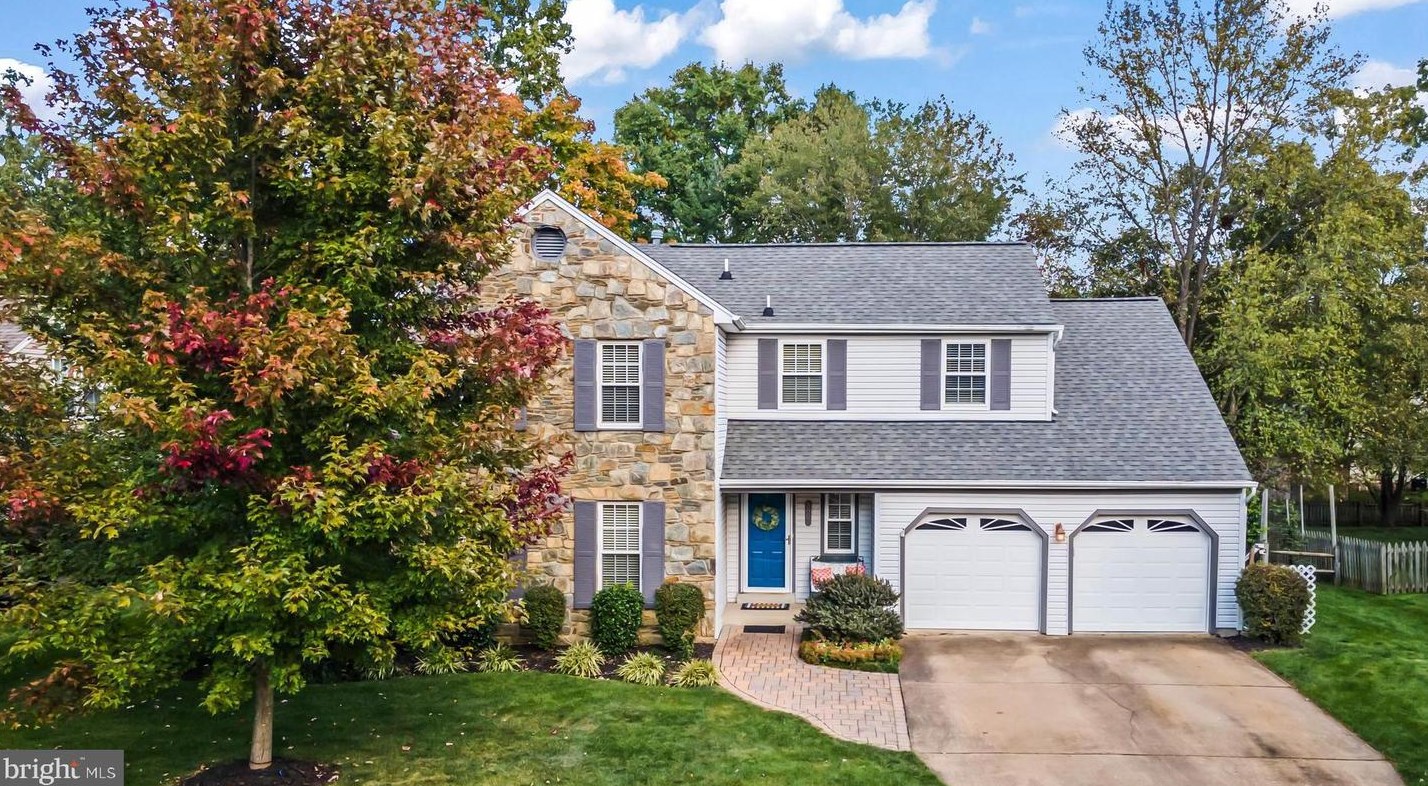 5807 Pamela Dr, Centreville, VA 20120-1417