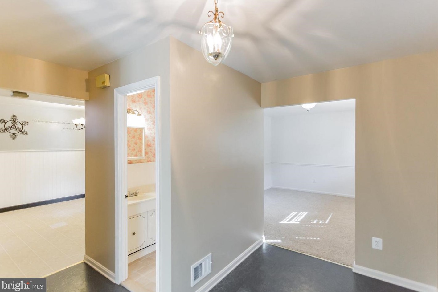7412 Reservation Dr, Springfield, VA 22153