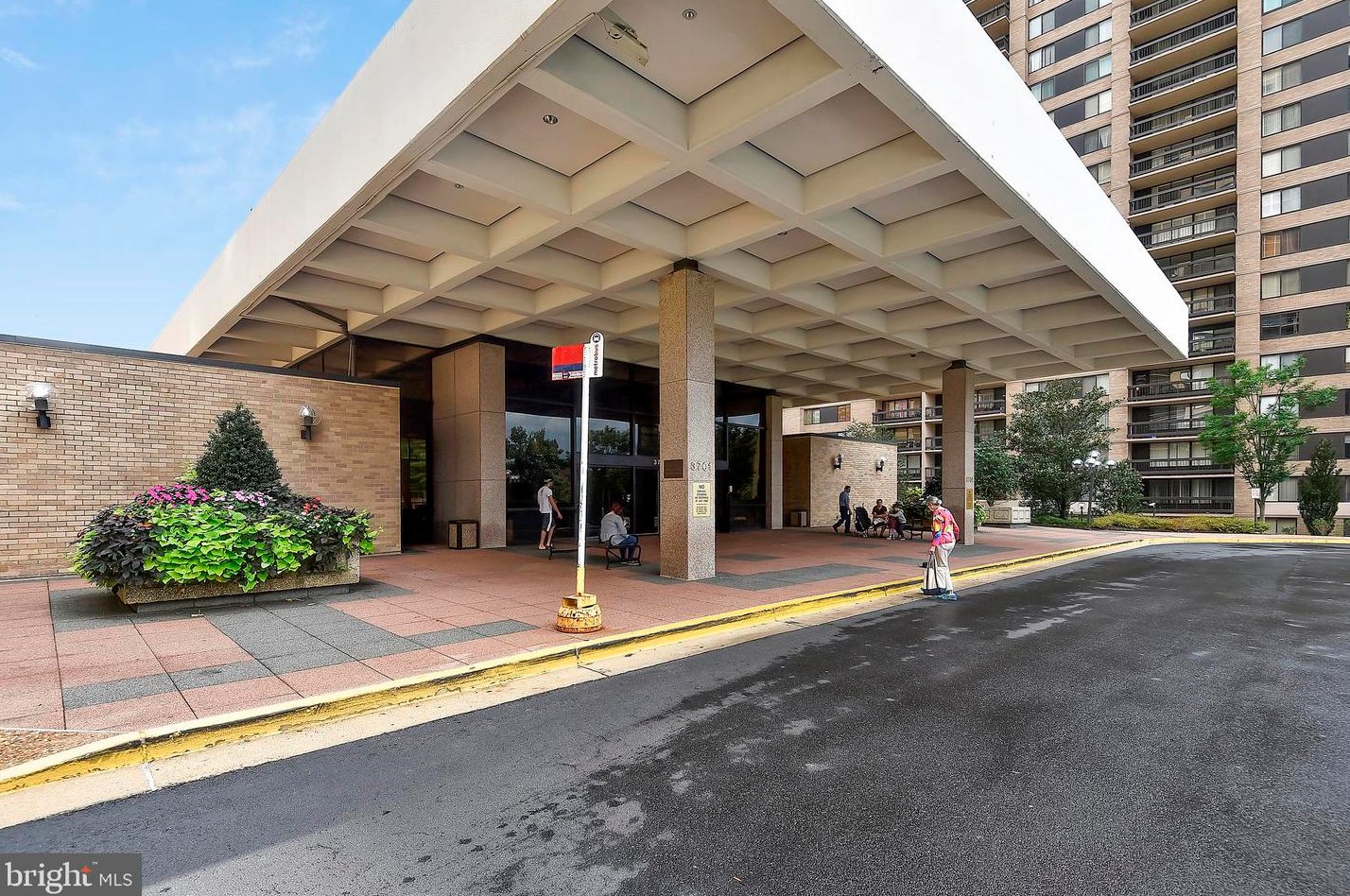 3705 S George Mason Dr #818s, Falls Church, VA 22041