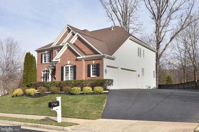 1407 Northpoint Glen Ct, Herndon, VA 20170