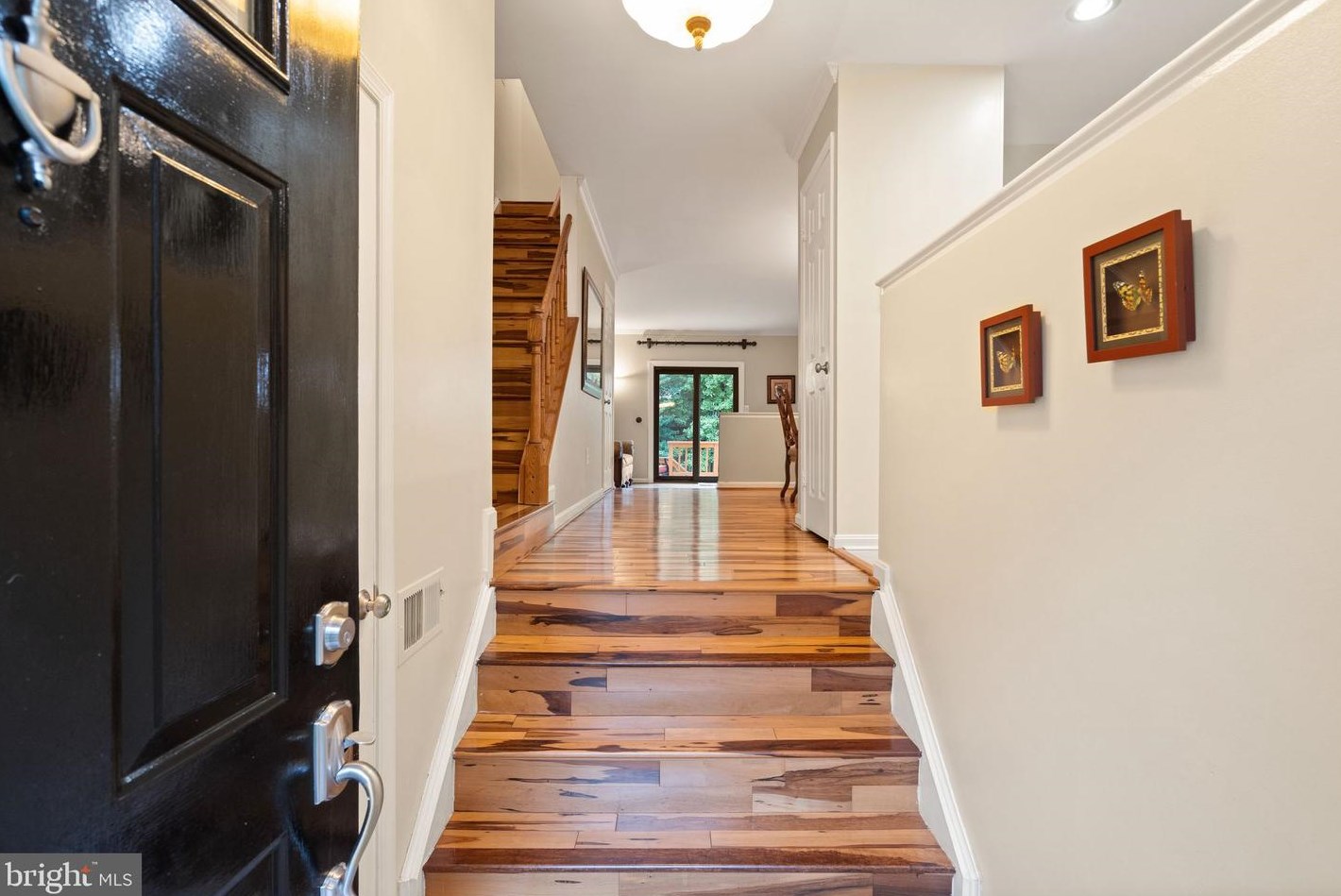 3923 Tallow Tree Pl, Fairfax, VA 22033