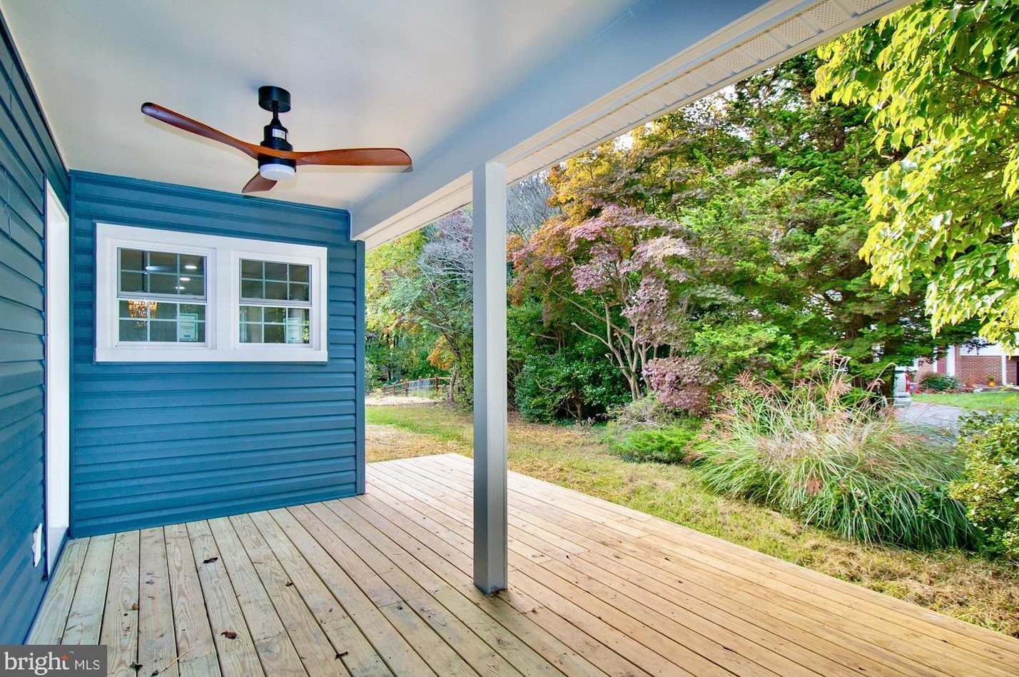 12140 Folkstone Dr, Herndon, VA 20171