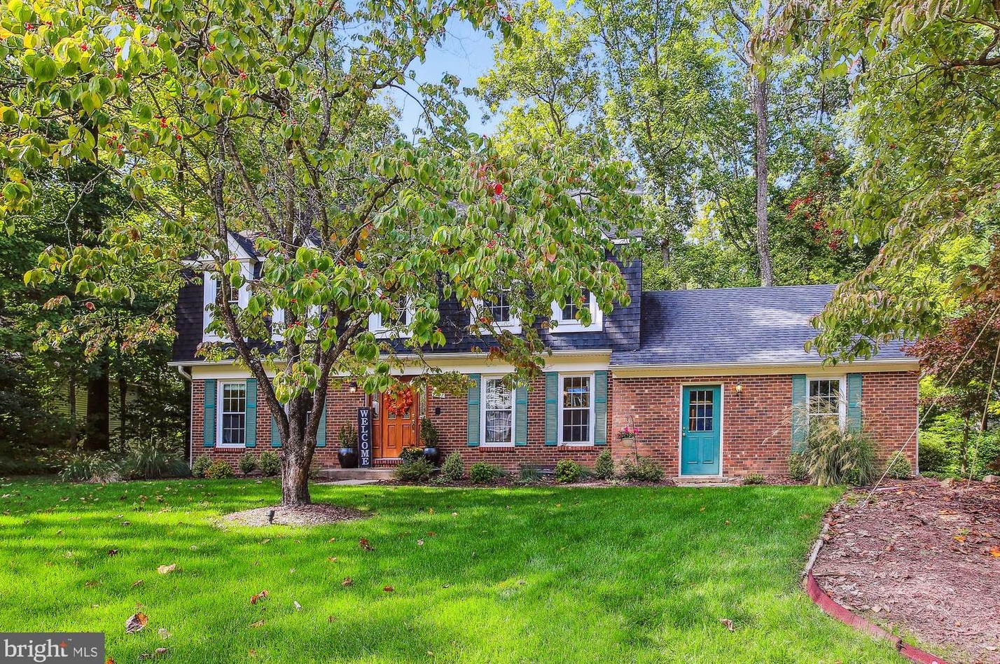 9207 Macswain Pl, Springfield, VA 22153
