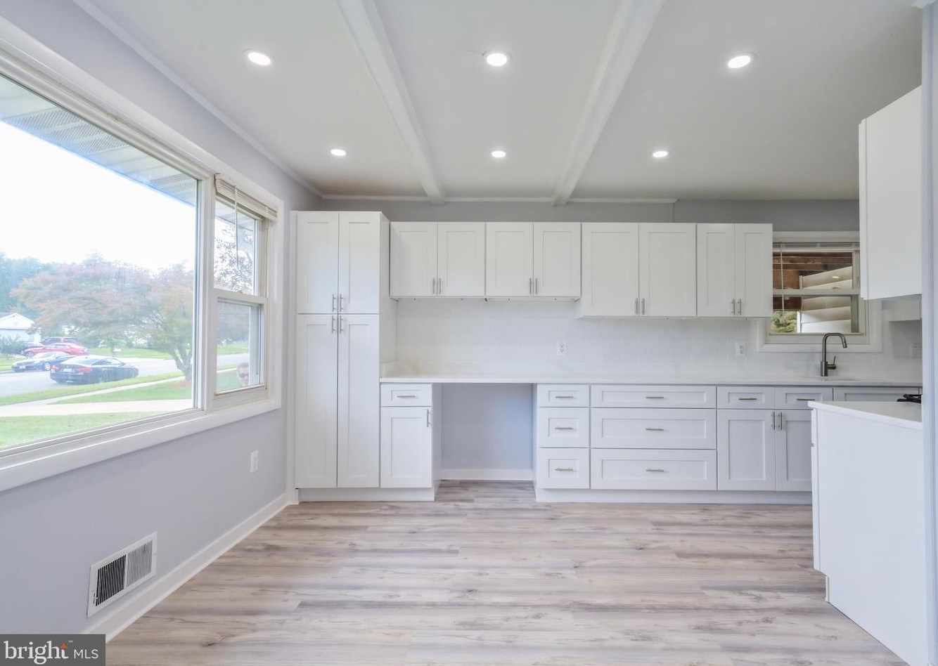 8707 Lagrange St, Lorton, VA 22079