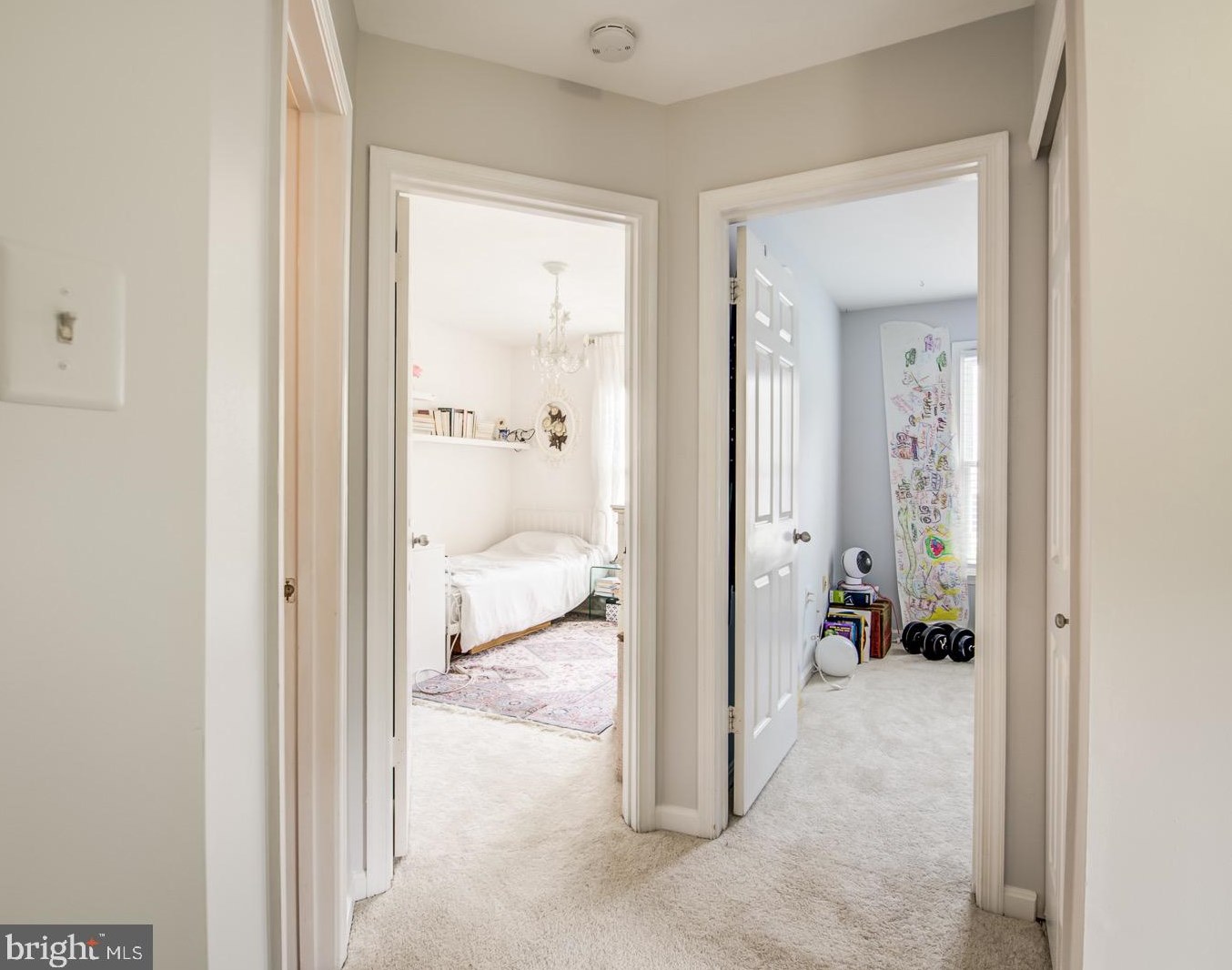 6325 Mary Todd Ct, Centreville VA 20121-3547 exterior