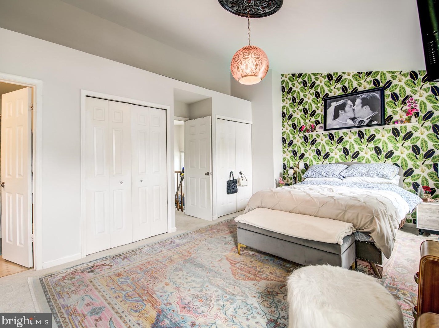 6325 Mary Todd Ct, Centreville VA 20121-3547 exterior