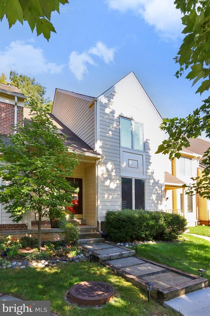 12606 Victoria Station Ct, Fairfax, VA 22033