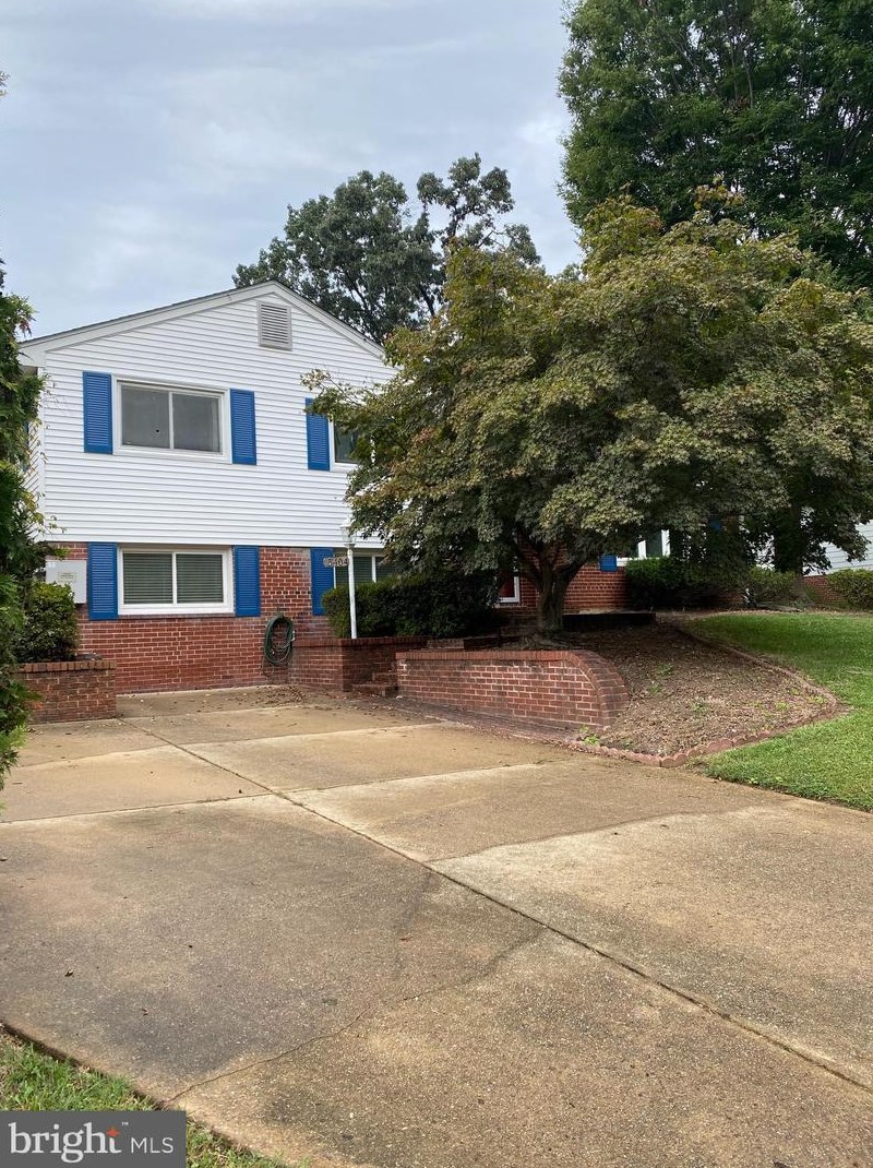 5404 Clifton St, Springfield, VA 22151