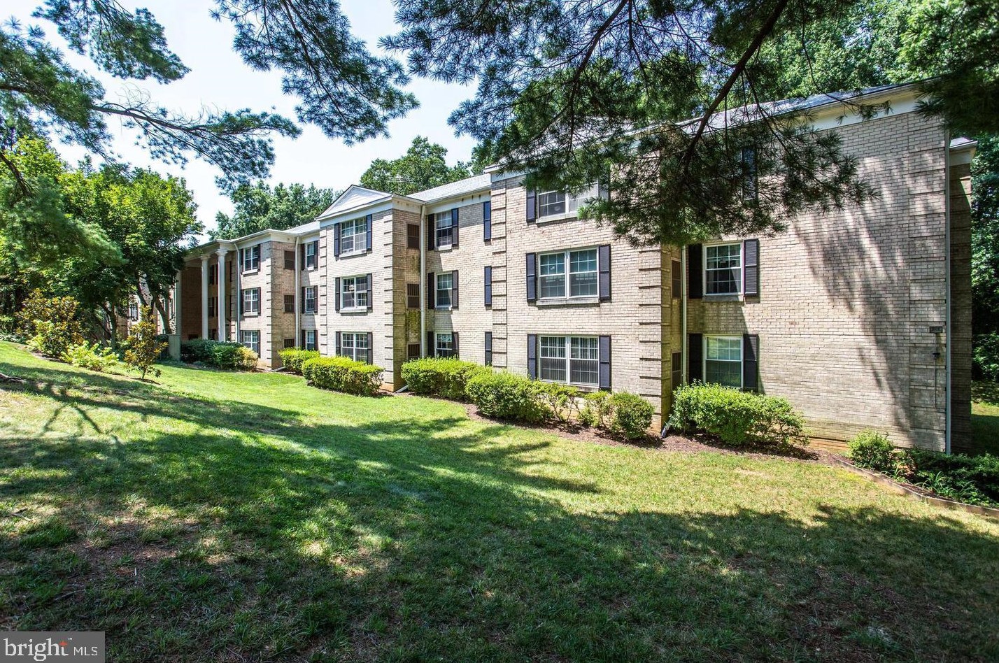 7700 Tremayne Pl #210, Mc Lean, VA 22102