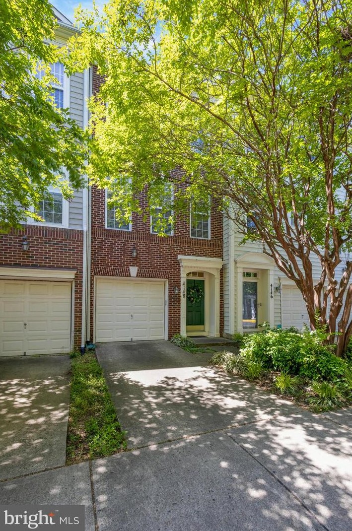 4148 Timber Log Way, Fairfax, VA 22030