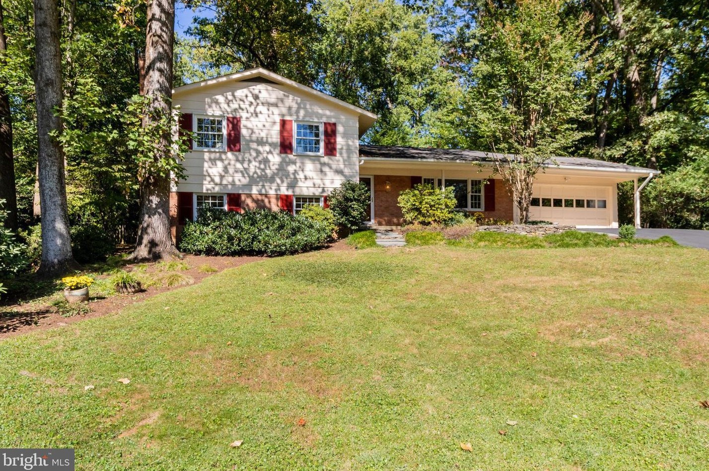 3616 Dorado Ct, Fairfax, VA 22031-3836