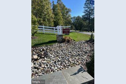 12006 Popes Head Road, Fairfax, VA 22030 - Photo 1