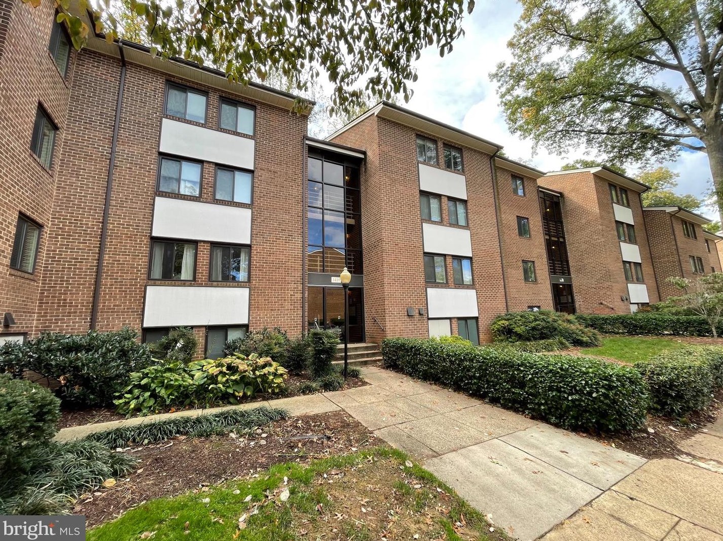 1419 Northgate Square #1419-22b, Herndon, VA 20190