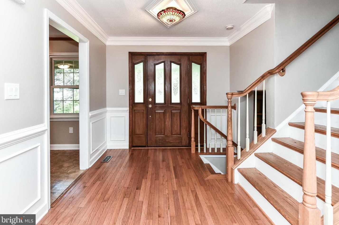 11819 Clara Way, Fairfax, VA 22039