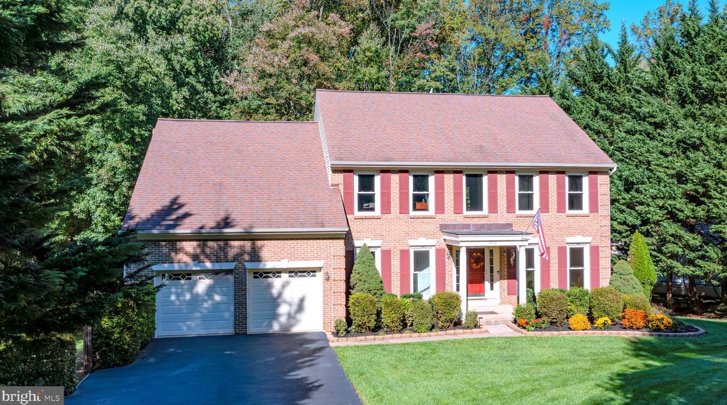 4712 Leehigh Ct, Fairfax, VA 22030-5656