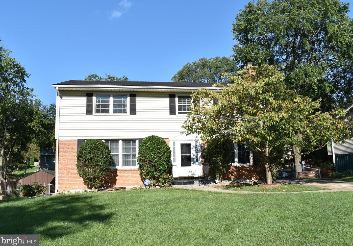 2428 Drexel St, Vienna VA  22180-6902 exterior