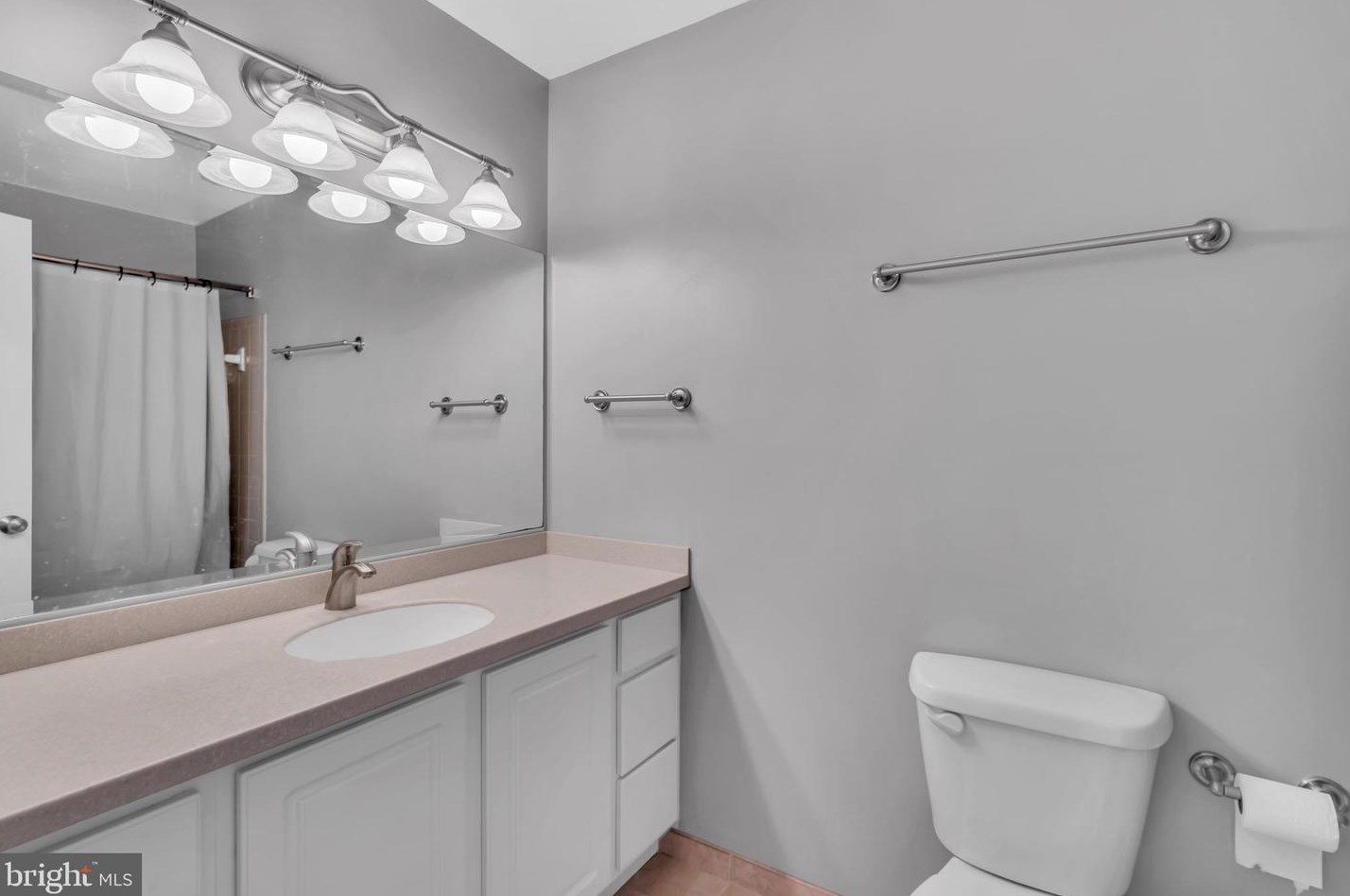 2311 Mcgregor Ct, Vienna VA  22182-5235 exterior