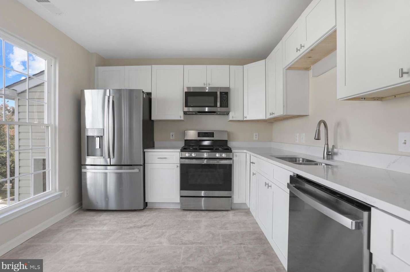 8166 Cockburn Ct #302, Lorton, VA 22079