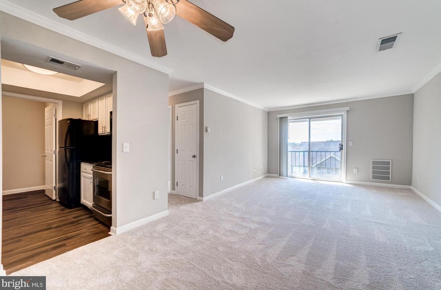 14805 Rydell Rd #302, Centreville, VA 20121