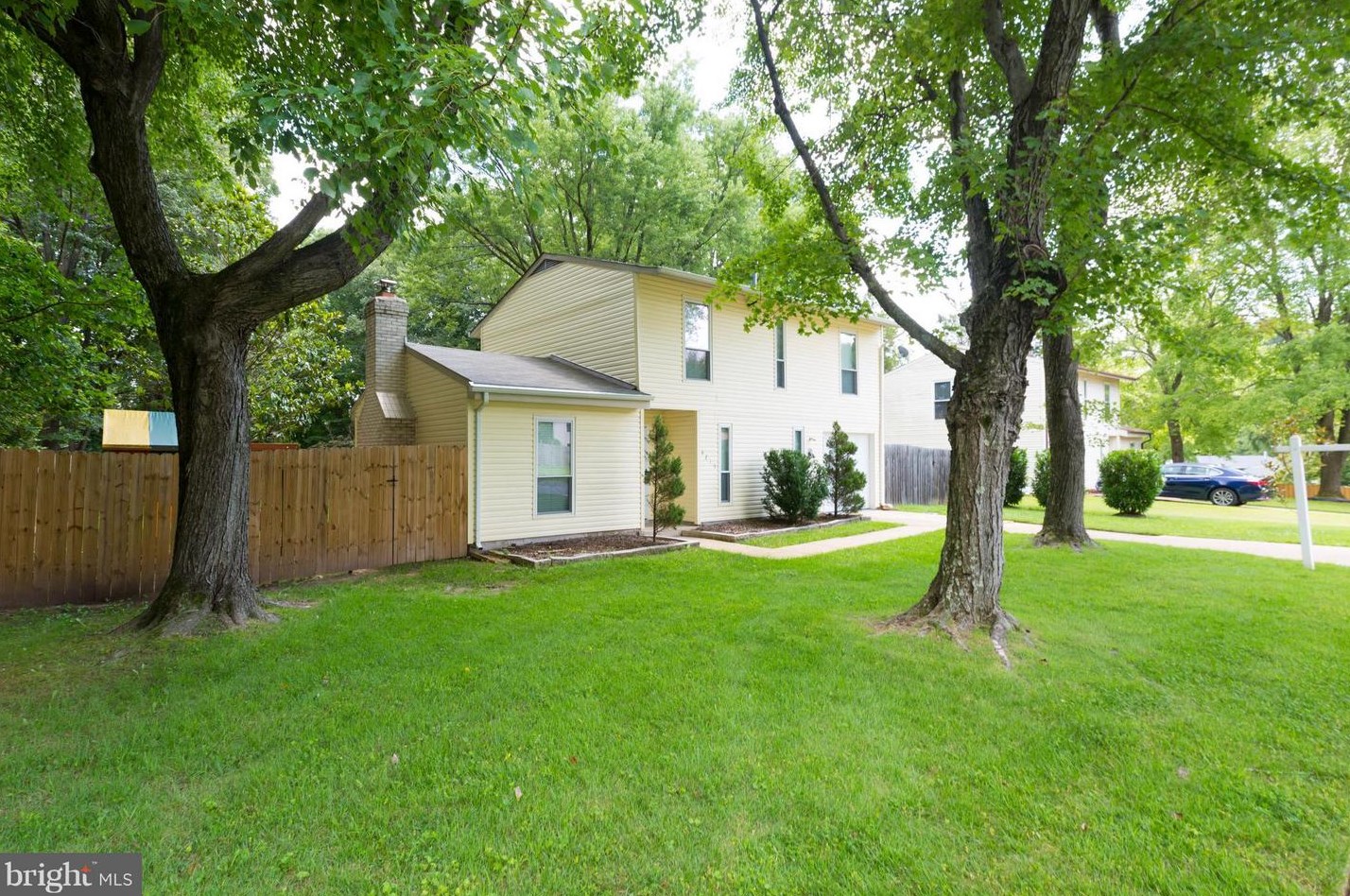 6215 Centaurus Ct, Springfield, VA 22015