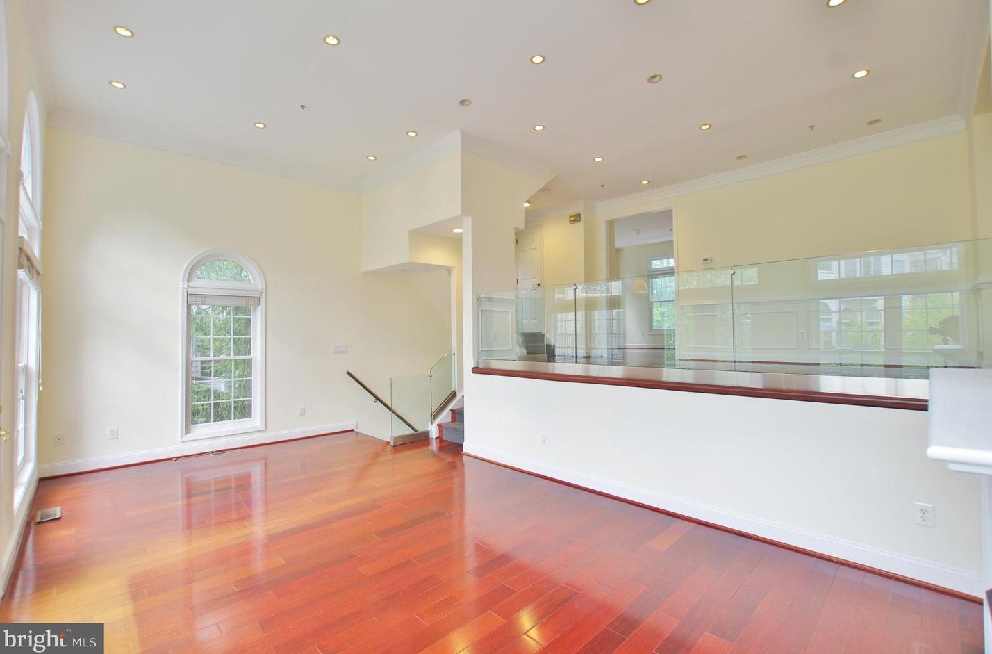 1477 Northern Neck Dr, Vienna VA  22182-5512 exterior