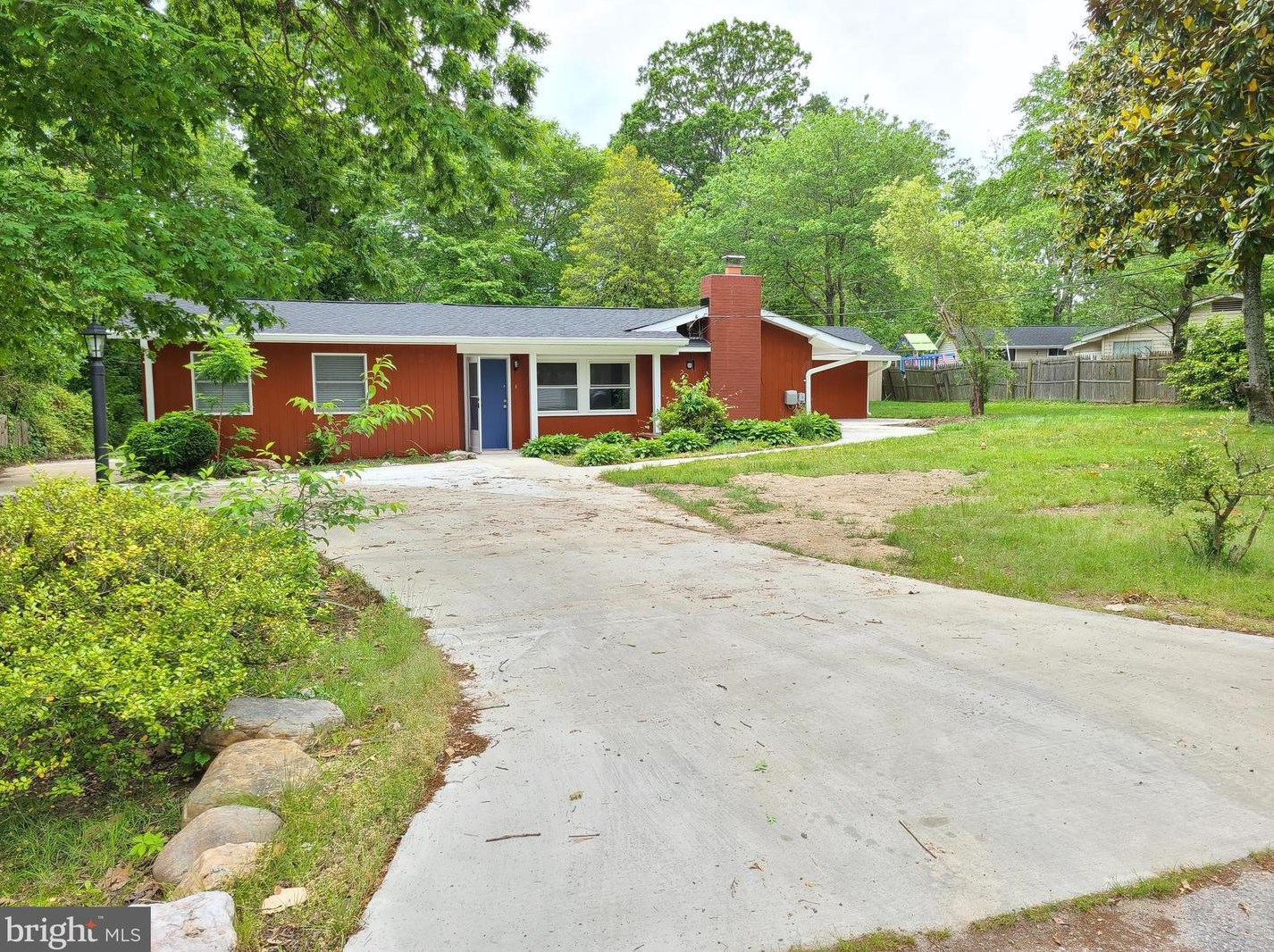 7617 Wiley Dr, Lorton, VA 22079