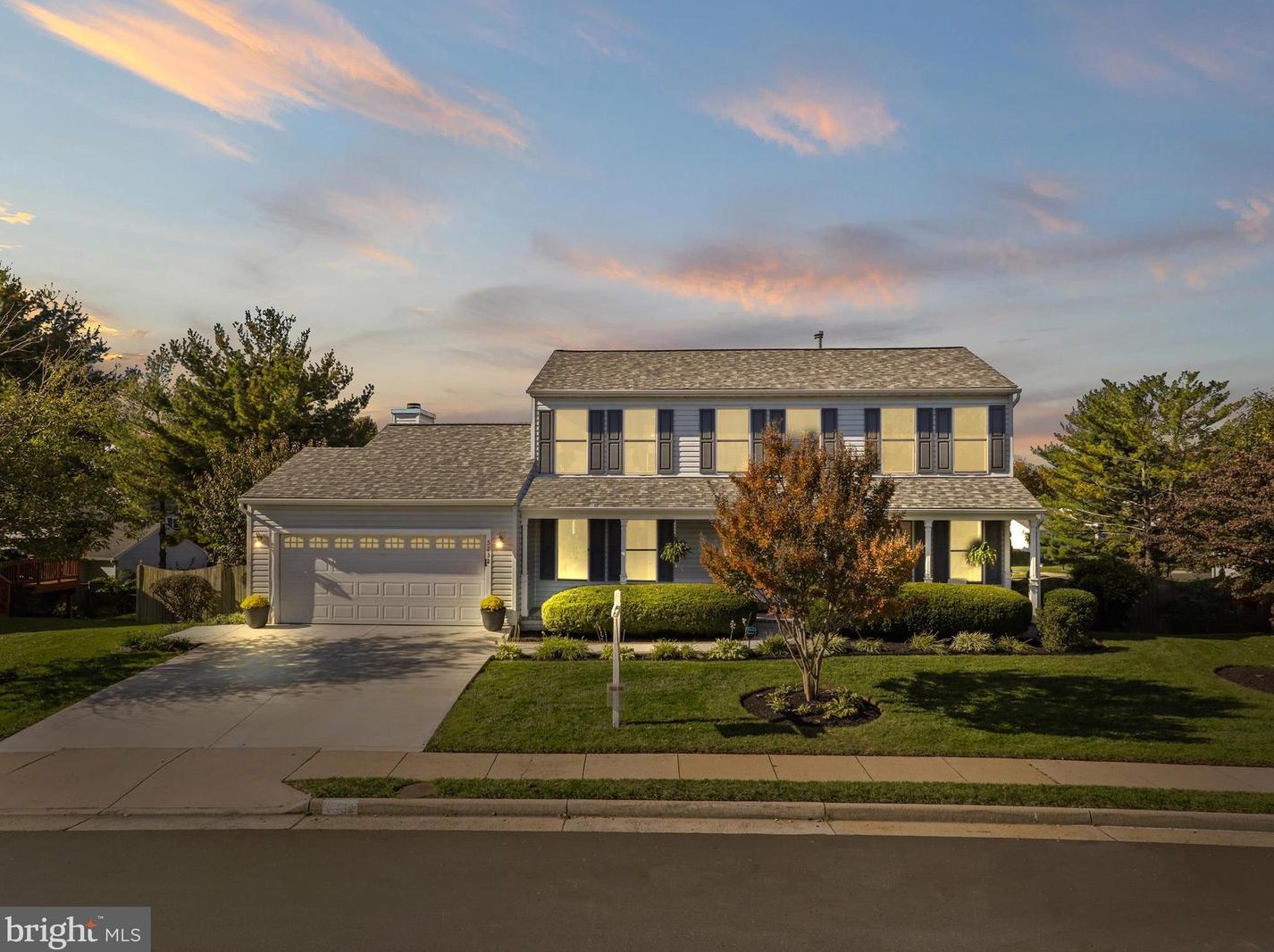 5232 Belle Plains Dr, Centreville, VA 20120