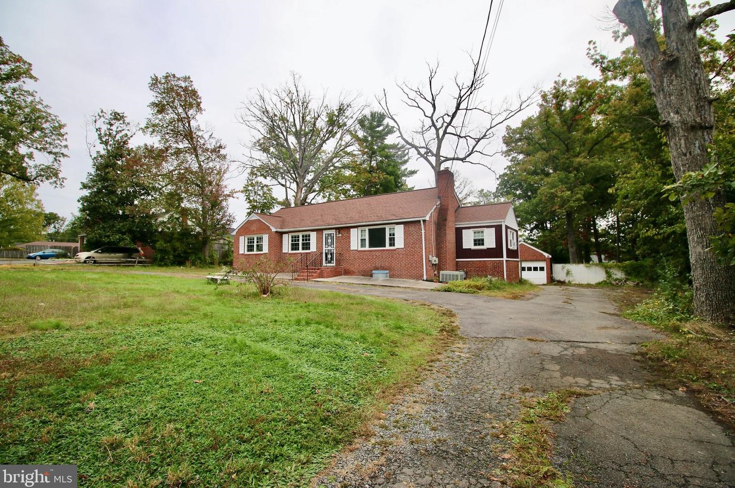 3909 Prosperity Ave, Fairfax, VA 22031