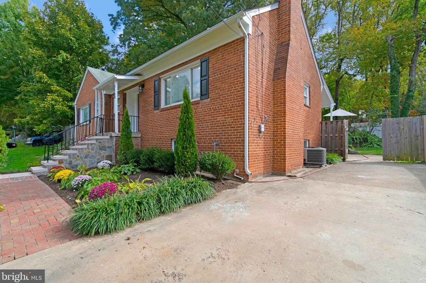 3109 Faber Dr, Falls Church, VA 22044