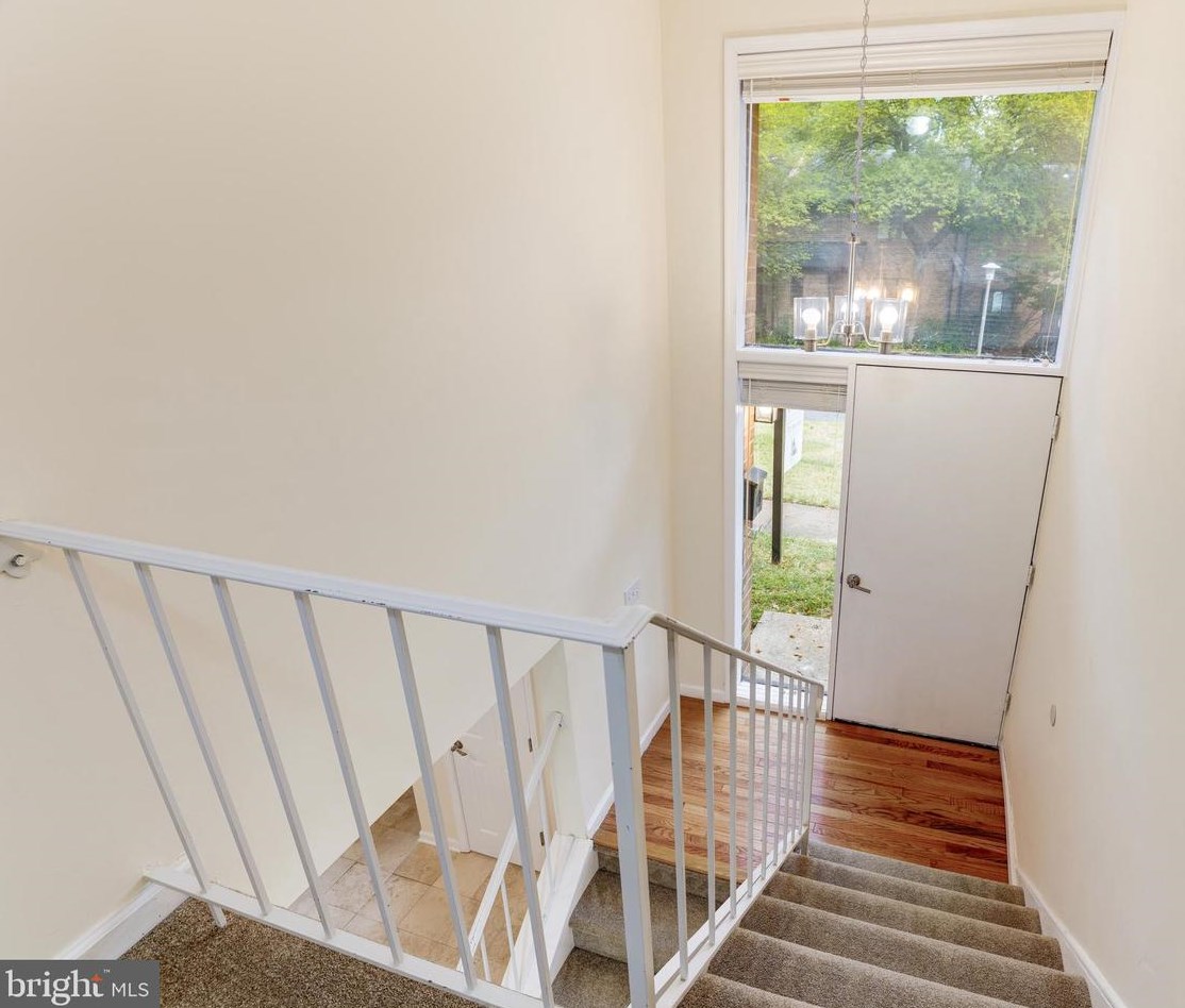 11102 Saffold Way, Herndon, VA 20190