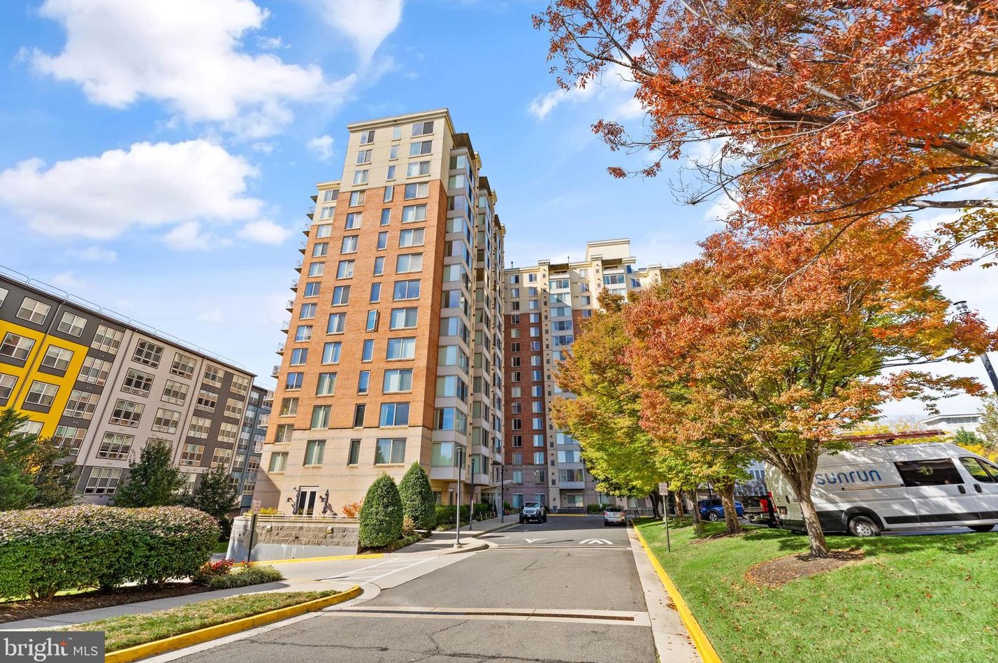 2726 Gallows Rd #510, Vienna, VA 22180