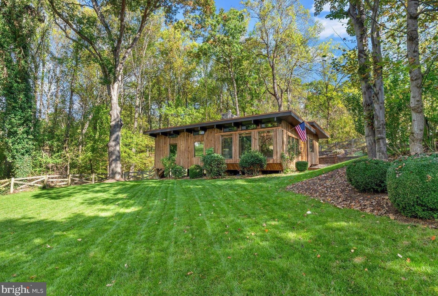 7221 Clifton Rd, Clifton, VA 20124
