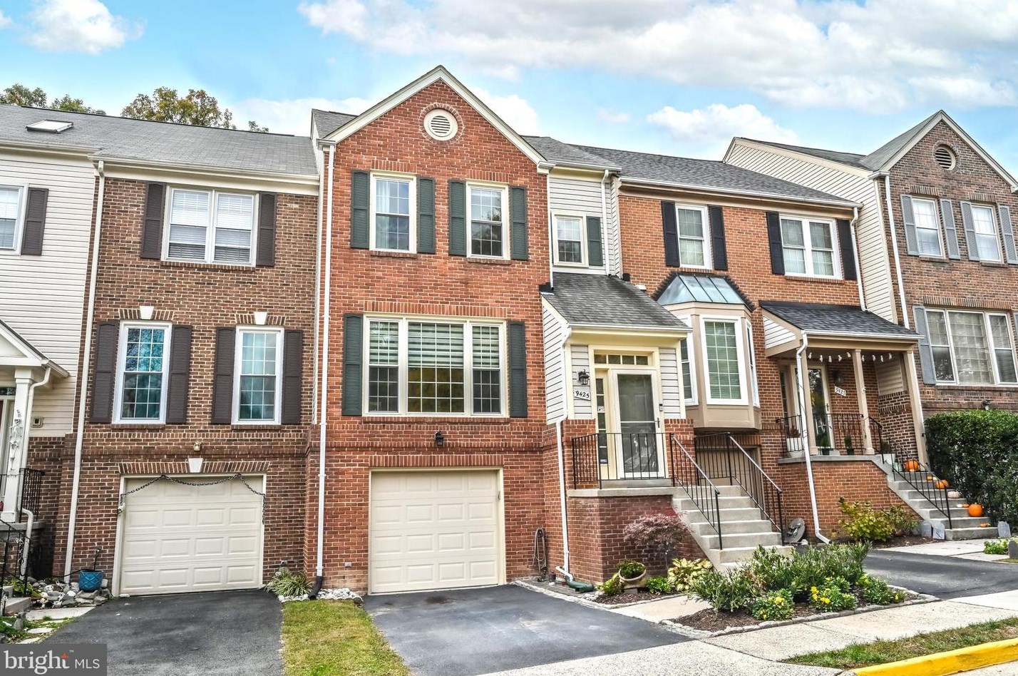 9425 William Kirk Ln, Springfield, VA 22015