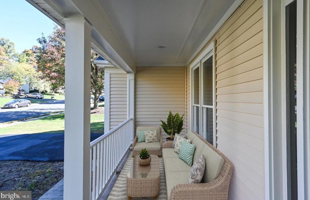 13927 Stonefield Dr, Clifton, VA 20124