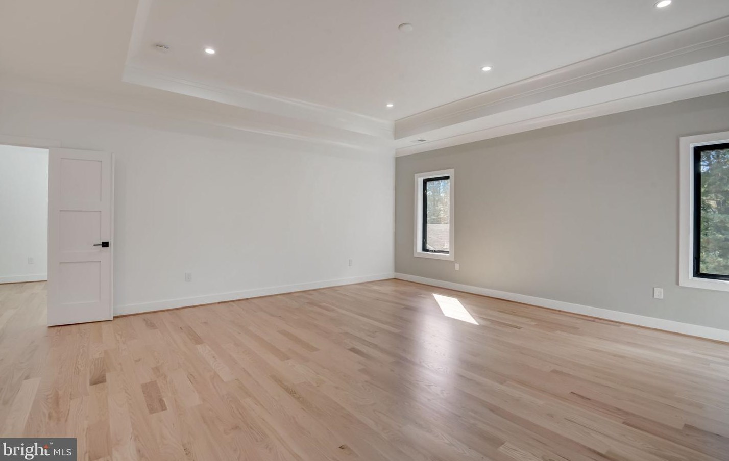 119 Moore Ave, Vienna VA  22180-5872 exterior