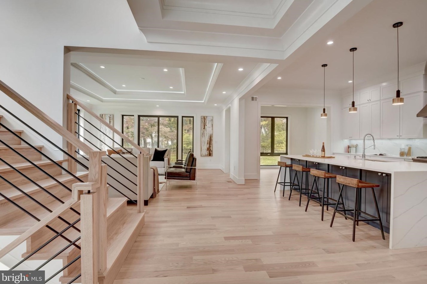 119 Moore Ave, Vienna VA  22180-5872 exterior