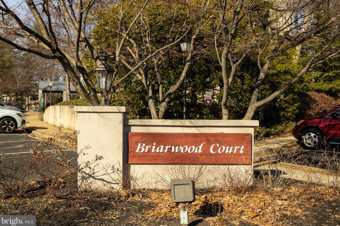 4415 Briarwood Ct N #47, Annandale, VA 22003