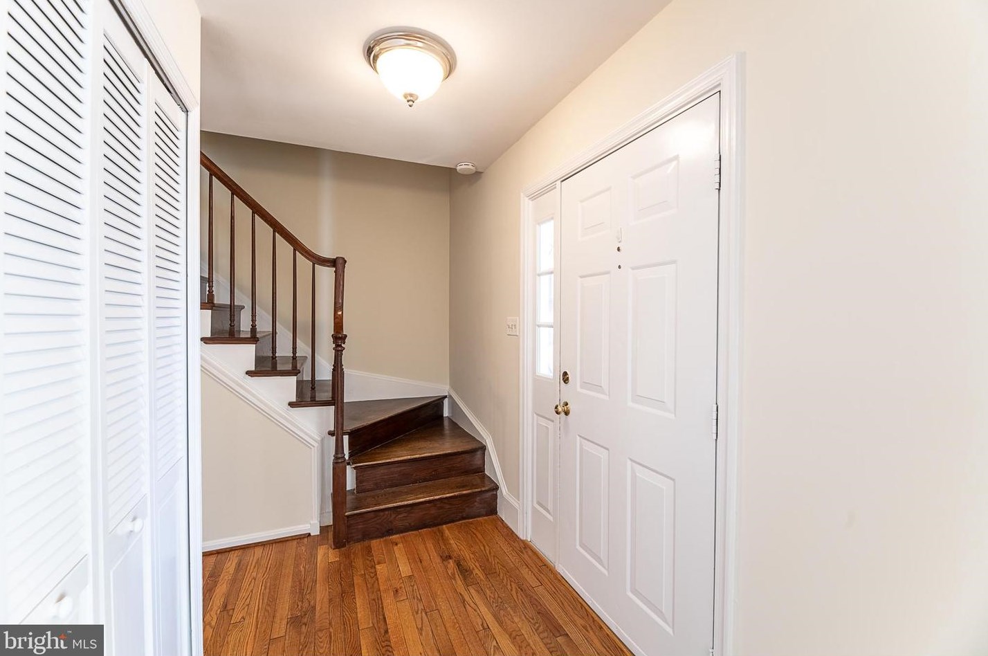 2029 Freedom Ln, Falls Church, VA 22043