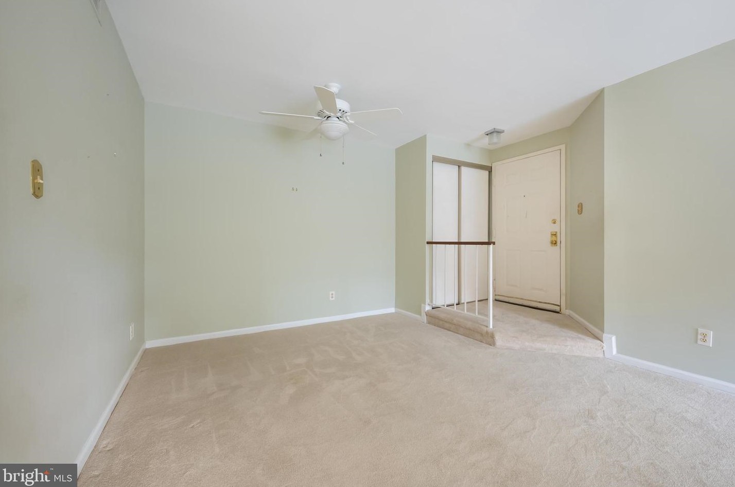 5819 Cove Landing Rd #301, Springfield, VA 22015