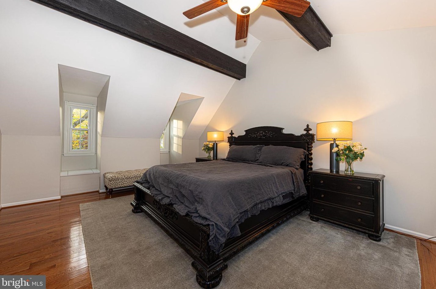 9741 Rolling Ridge Dr, Fairfax VA  22039-2915 exterior