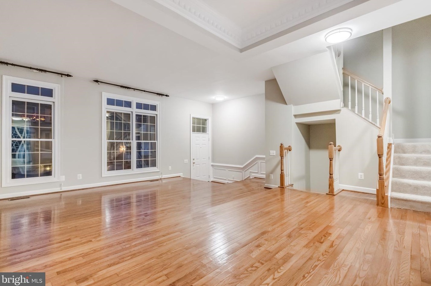 9504 Lagersfield Cir, Vienna, VA 22181